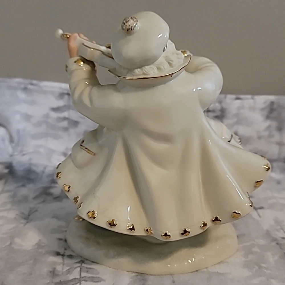 Lenox Classic Irish Santa white gold Limited Edition figurine